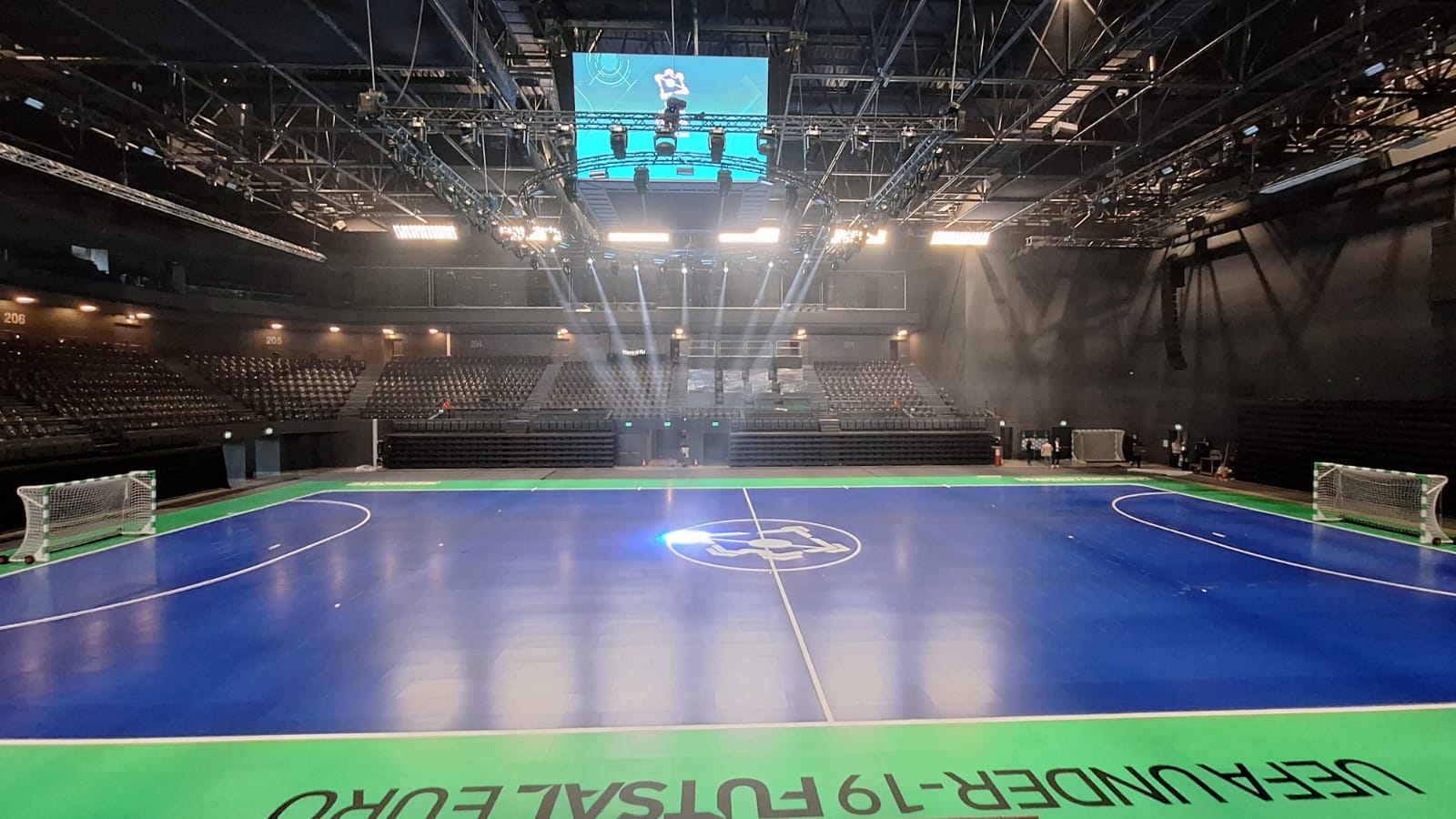 Instalación internacional del sistema Tutigool en un pabellón de competición